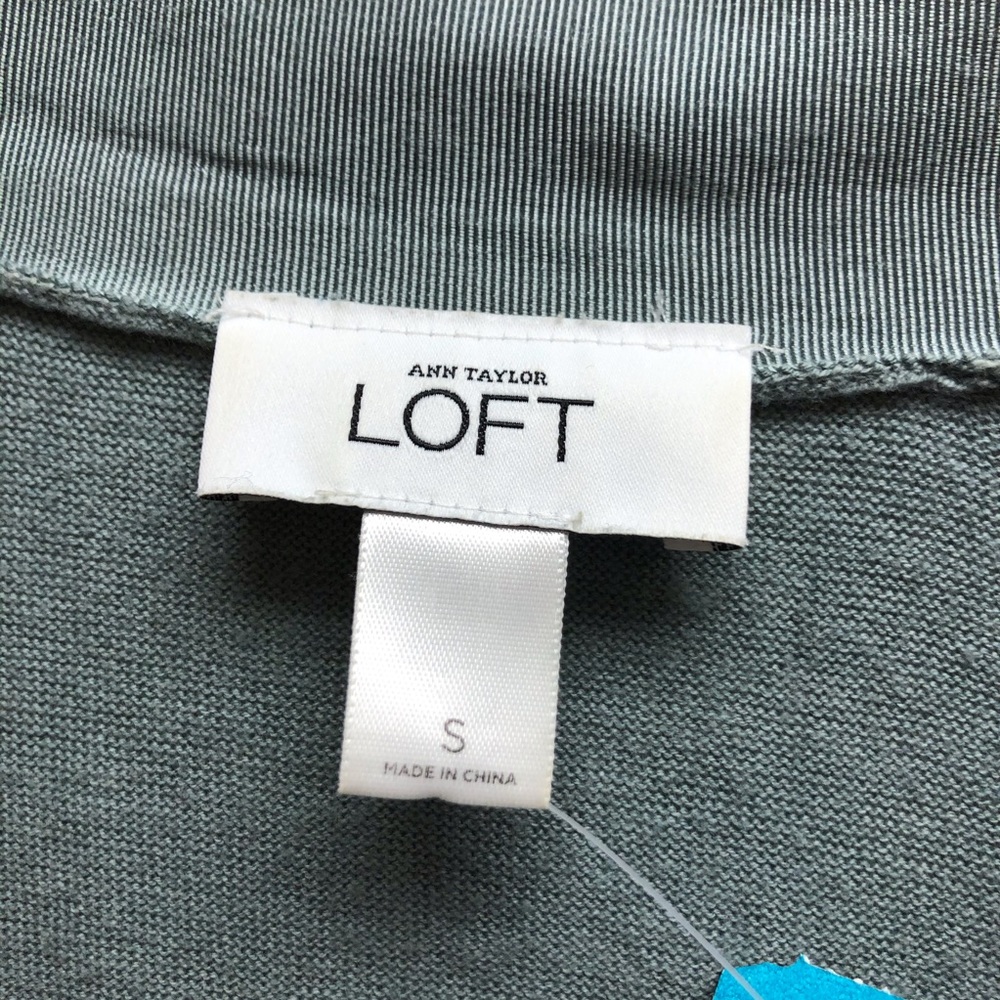 LOFT Green Ruffled Button-Front Cardigan - Picture 9 of 9